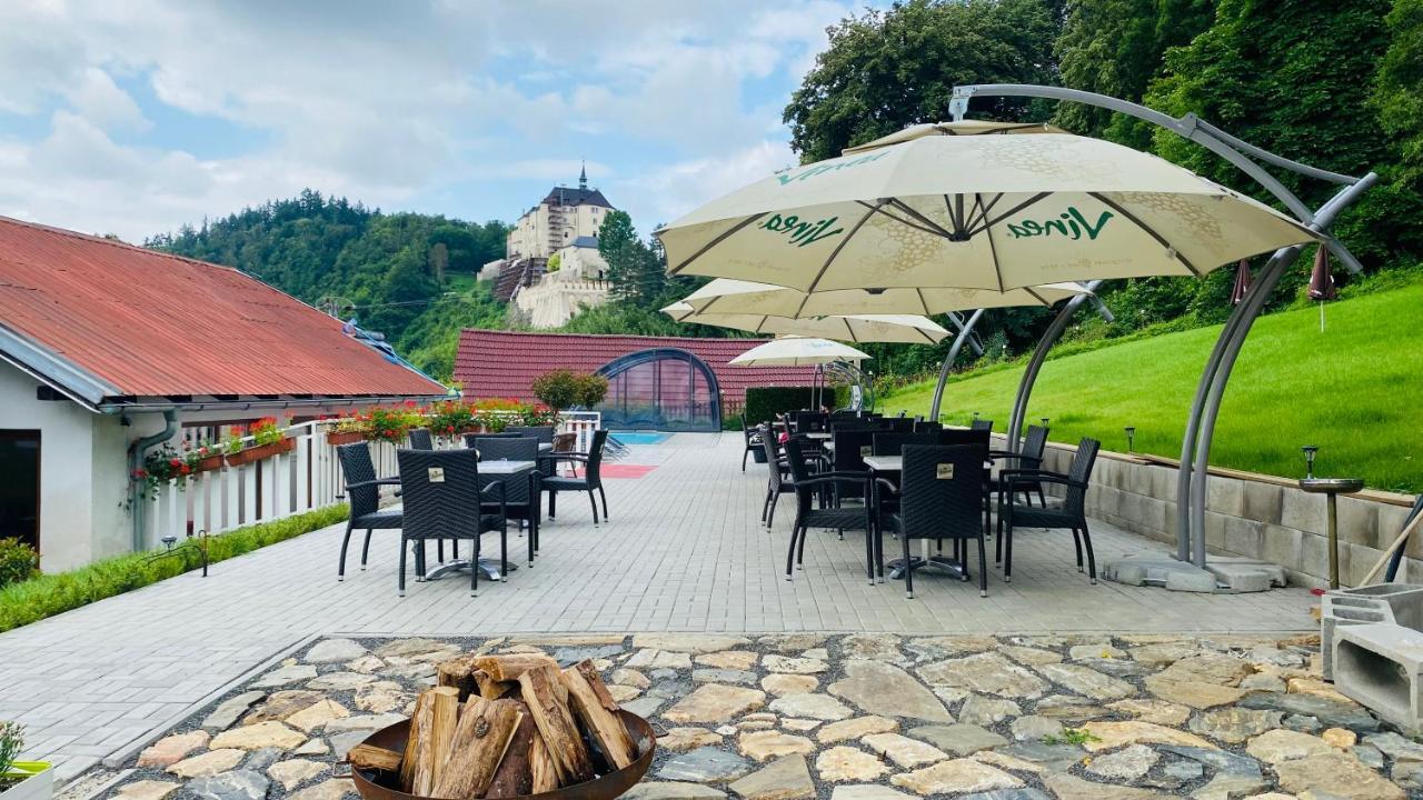 UniqHotel Česky Šternberk Exteriér fotografie