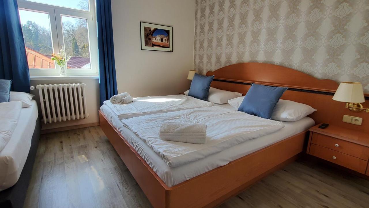 UniqHotel Česky Šternberk Exteriér fotografie