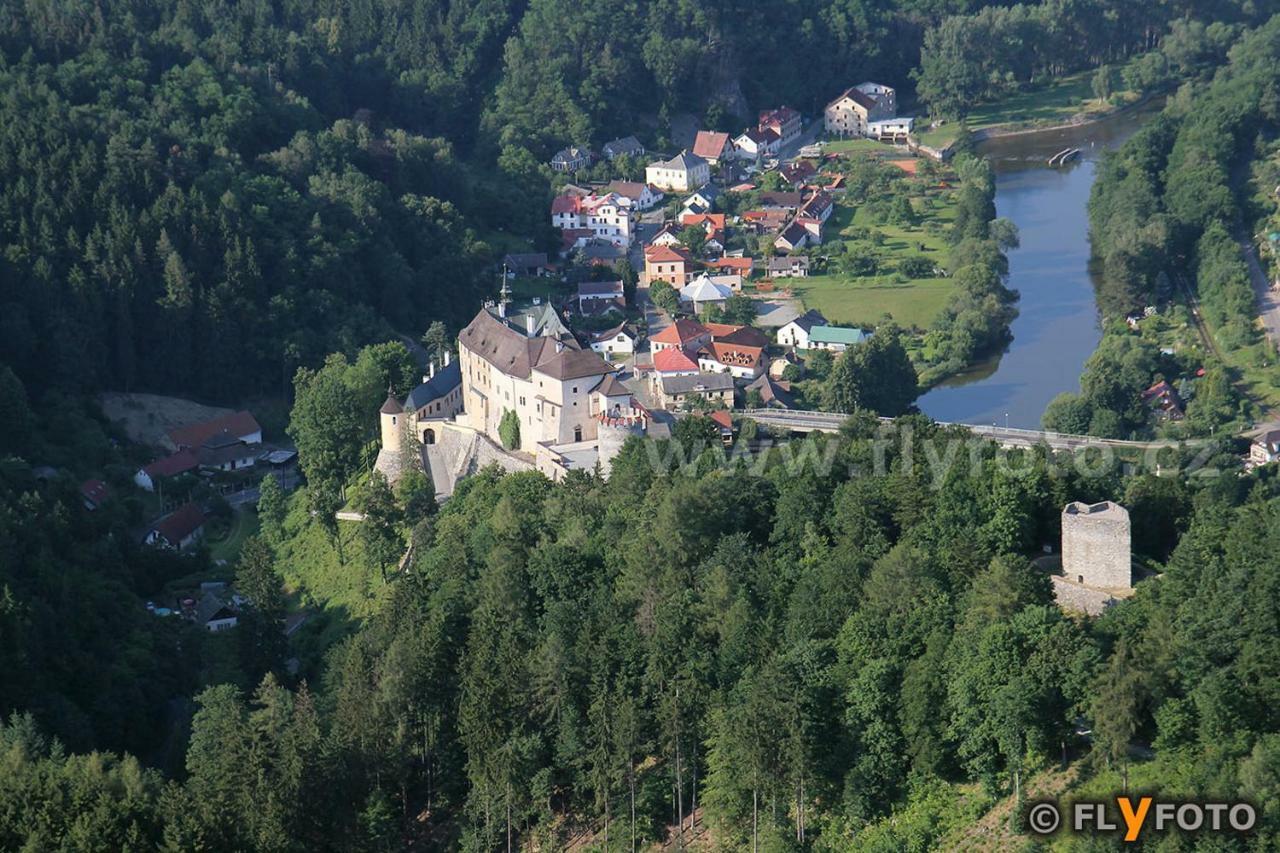 UniqHotel Česky Šternberk Exteriér fotografie